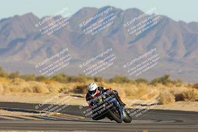 media/Jan-11-2025-CVMA (Sat) [[ddeb3f563a]]/Race 13-Amateur Supersport Open/